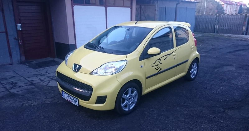 Peugeot 107 cena 11850 przebieg: 183000, rok produkcji 2009 z Tarnów małe 742